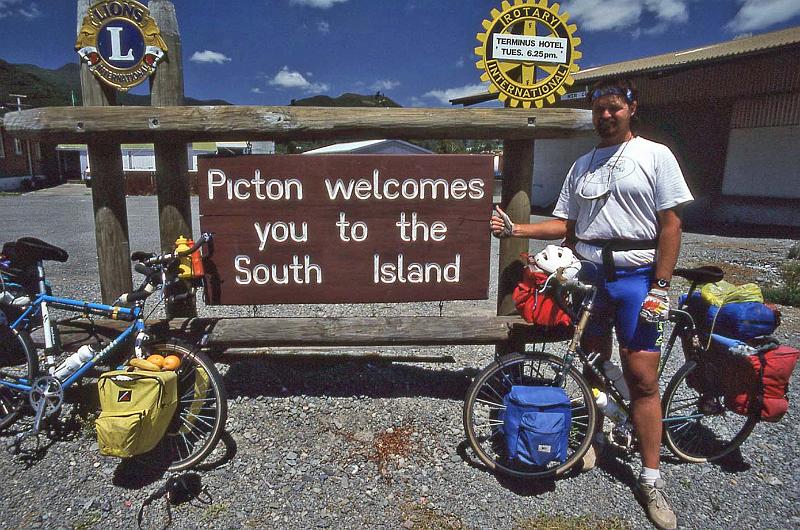 WT 0200 031-34 New Zealand.jpg